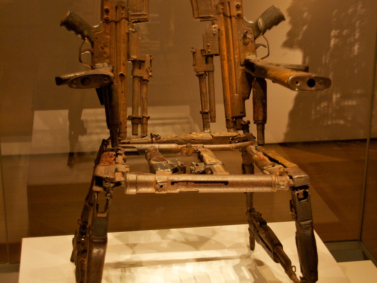 A History of the World in Artefacts 2: Throne of Weapons